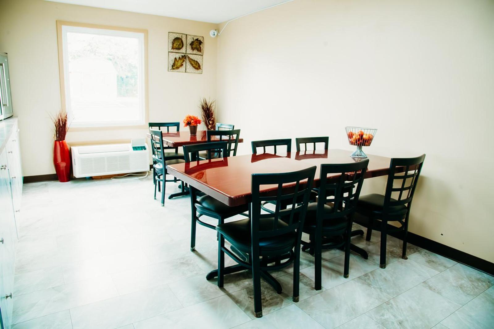 Country Garden & Suites Benton المظهر الخارجي الصورة